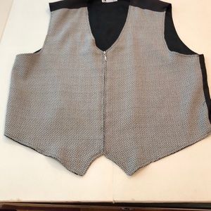 Men’s XL vest